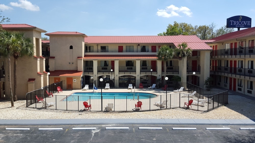 Imagen general del Hotel Tricove Inn & Suites. Foto 1
