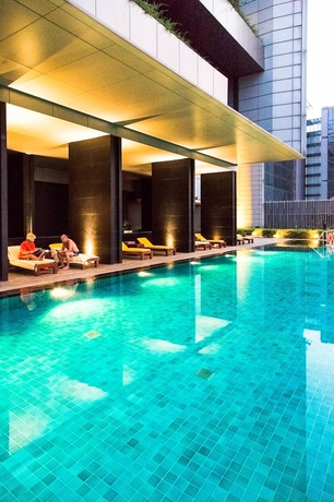Imagen de la piscina del Hotel Trident Hyderabad. Foto 18