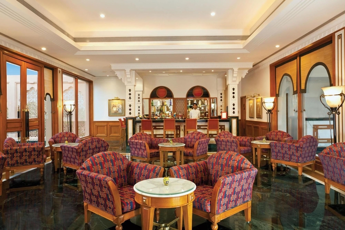 Imagen del bar/restaurante del Hotel Trident, Jaipur. Foto 4