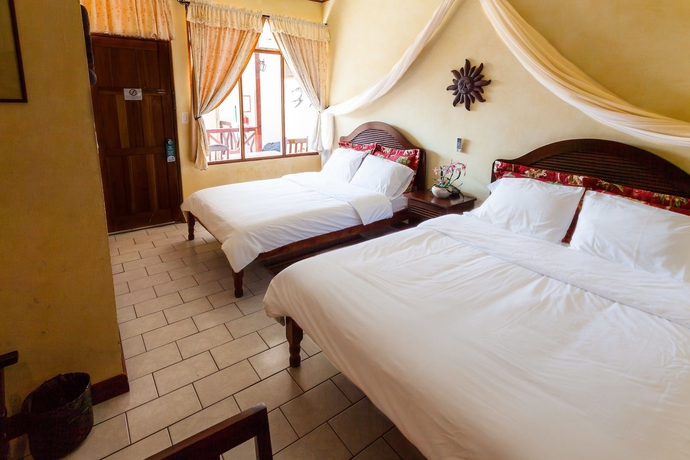 Imagen de la habitación del Hotel Trident Poseidon. Foto 7