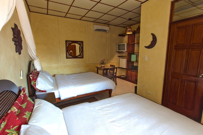 Imagen de la habitación del Hotel Trident Poseidon. Foto 8