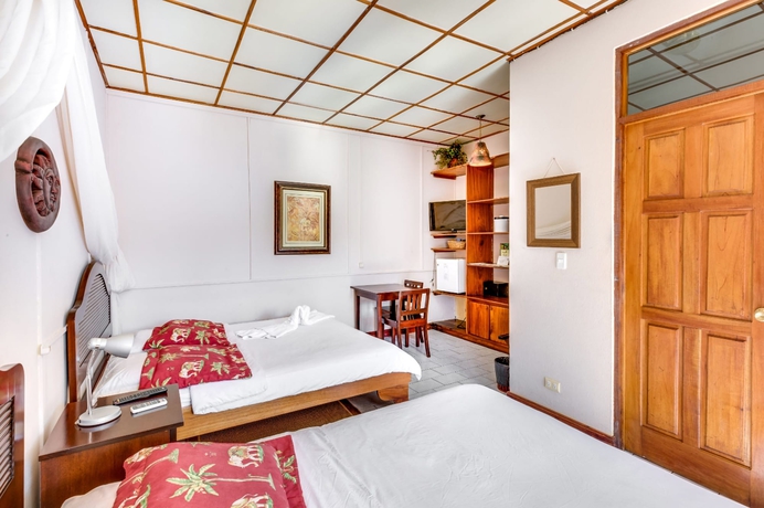 Imagen de la habitación del Hotel Trident Poseidon. Foto 11