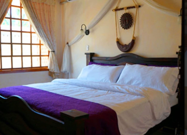 Imagen de la habitación del Hotel Trident Poseidon. Foto 13