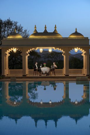 Imagen de la piscina del Hotel Trident, Udaipur. Foto 18