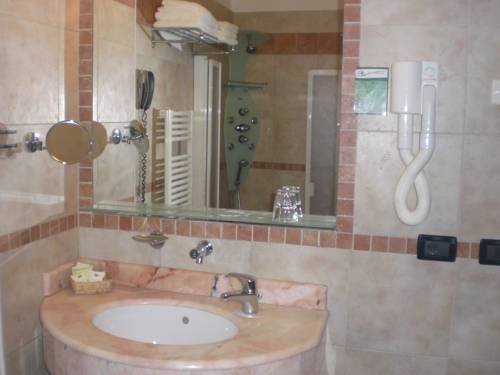 Imagen de la habitación del Hotel Tridentum. Foto 4