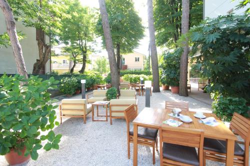 Imagen general del Hotel Trieste, Cervia. Foto 5
