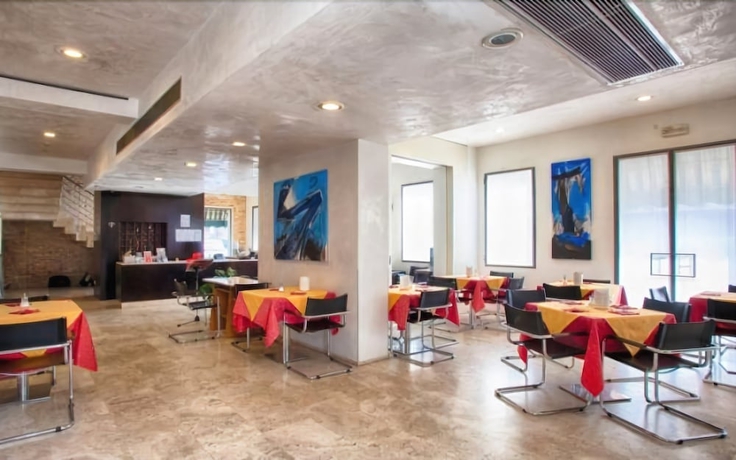 Imagen del bar/restaurante del Hotel Trieste, Mestre. Foto 3