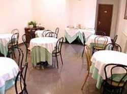 Imagen del bar/restaurante del Hotel Trieste, Mil&aacute;n. Foto 4