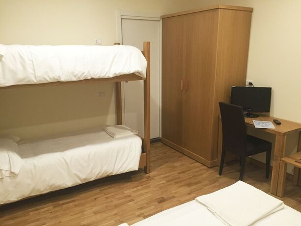 Imagen de la habitación del Hotel Trieste, Morbegno. Foto 19