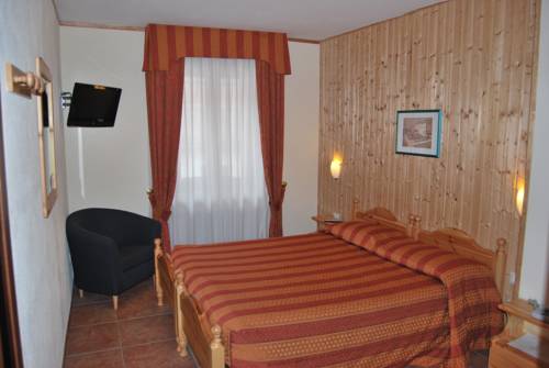 Imagen de la habitación del Hotel Trieste, Tarvisio. Foto 5