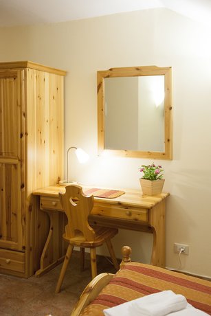 Imagen de la habitación del Hotel Trieste, Tarvisio. Foto 4