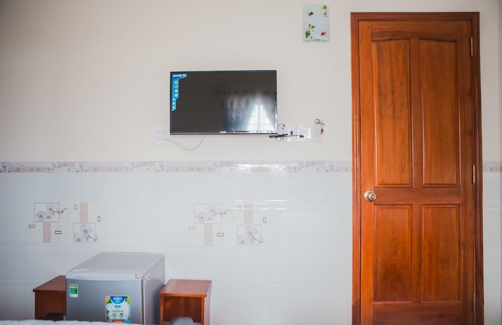 Imagen de la habitación del Hotel Trieu Hoang. Foto 17