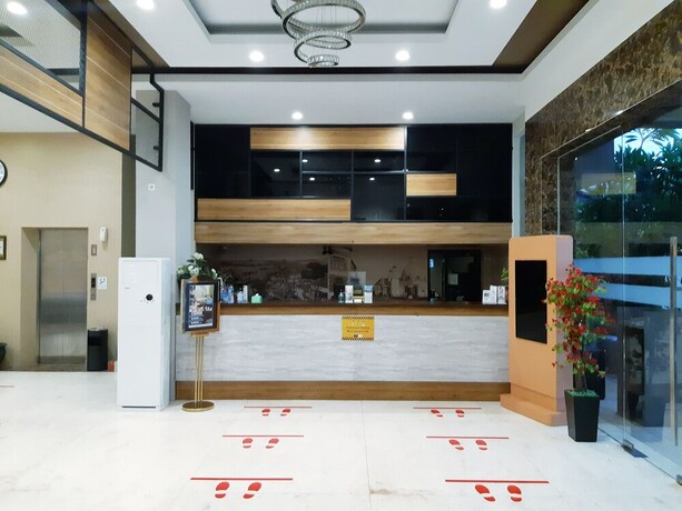 Imagen general del Hotel Triizz Semarang By Royal Singosari. Foto 1