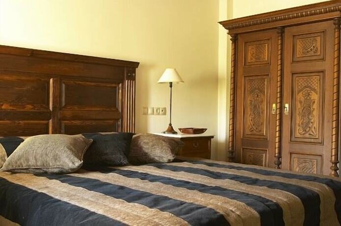 Imagen de la habitación del Hotel Trikolonion Country. Foto 17