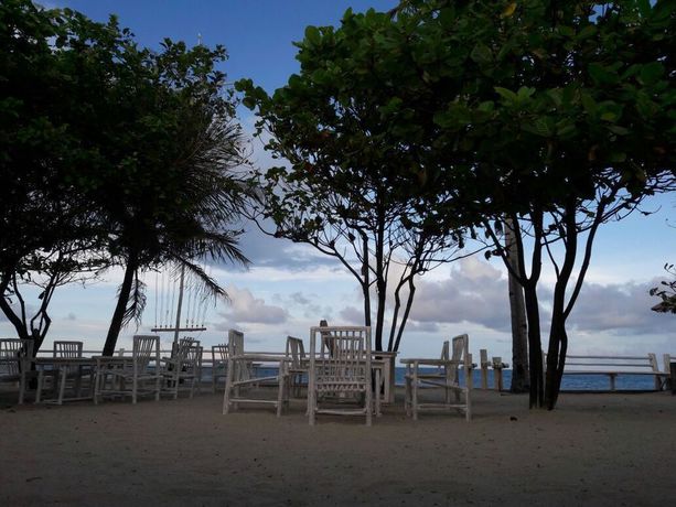 Imagen de los interiores del Hotel Trikora Beach Club and Resort. Foto 16