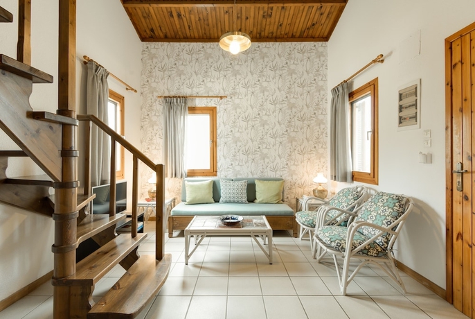 Imagen de la habitación del Hotel Trikorfo Beach. Foto 8