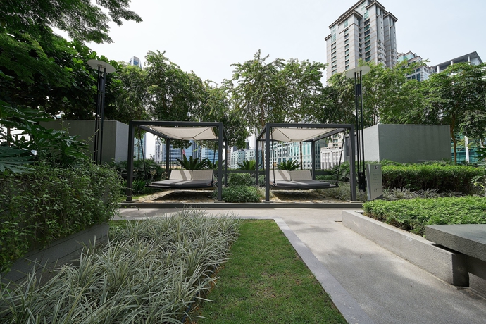 Imagen de los exteriores del Hotel Trillion Suites By Slg. Foto 10