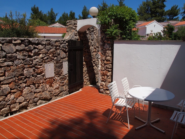 Imagen de los exteriores del Hotel Trim Sunny Apartments By Valamar. Foto 12