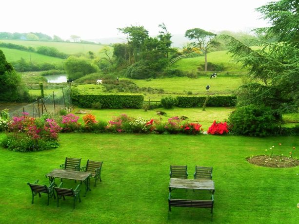 Imagen de los exteriores del Hotel Trimstone Manor Country House. Foto 3