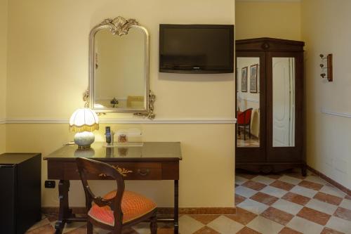 Imagen de la habitación del Hotel Trinacria. Foto 13