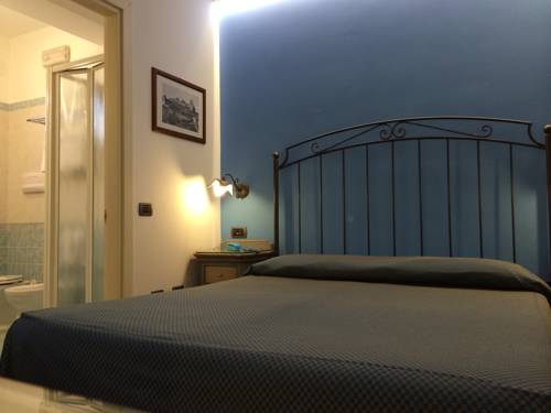 Imagen de la habitación del Hotel Trinacria, San Vito Lo Capo. Foto 3