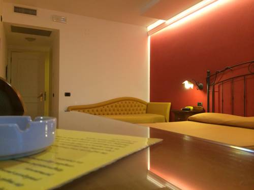 Imagen de la habitación del Hotel Trinacria, San Vito Lo Capo. Foto 6