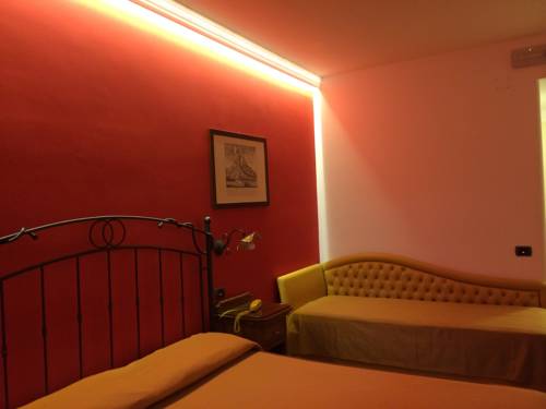 Imagen de la habitación del Hotel Trinacria, San Vito Lo Capo. Foto 7