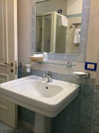 Imagen de la habitación del Hotel Trinacria, San Vito Lo Capo. Foto 12