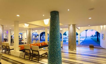Imagen de los interiores del Hotel Trinco Blu By Cinnamon. Foto 7