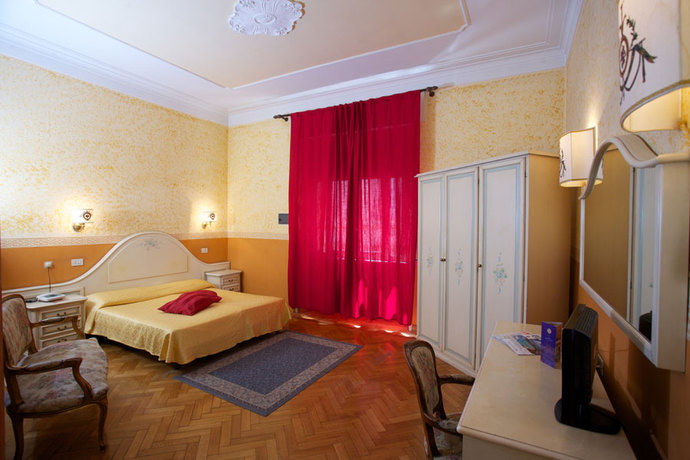 Imagen general del Hotel Trinità Dei Monti. Foto 12