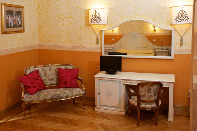 Imagen general del Hotel Trinità Dei Monti. Foto 15