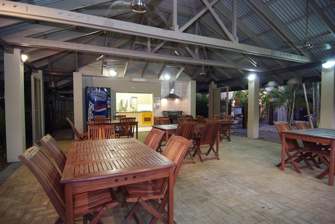 Imagen de los exteriores del Hotel Trinity Beach Club Holiday Apartments. Foto 9