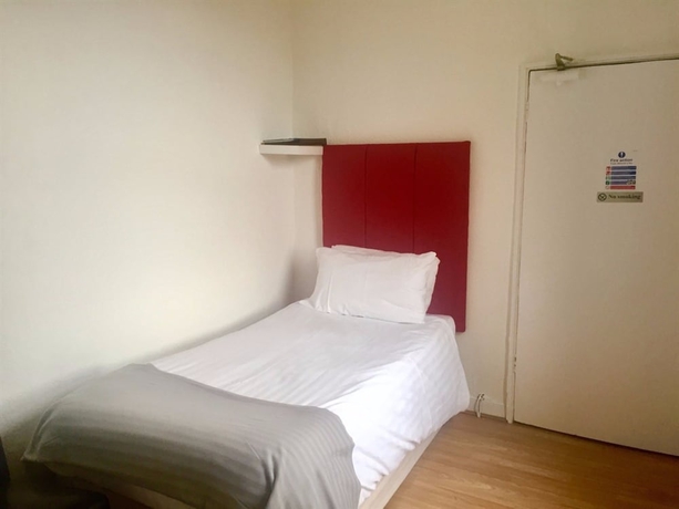 Imagen de la habitación del Hotel Trinity Guest House. Foto 17