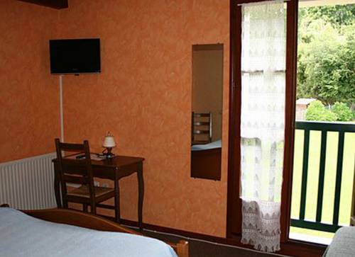 Imagen de la habitación del Hotel Trinquet. Foto 3