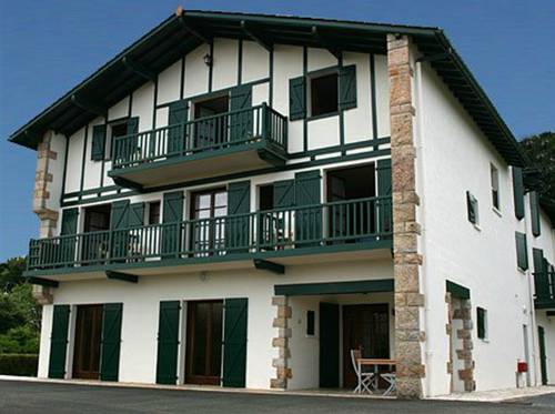 Imagen de la habitación del Hotel Trinquet. Foto 8