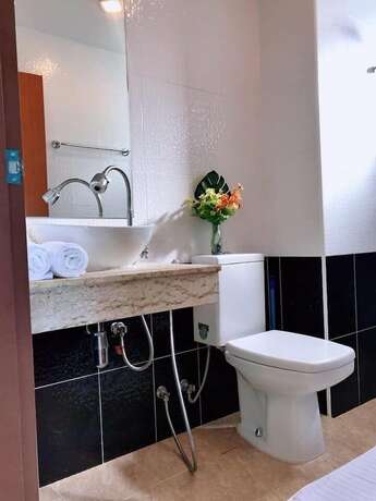 Imagen general del Hotel Trio Gems Condo Beach. Foto 16