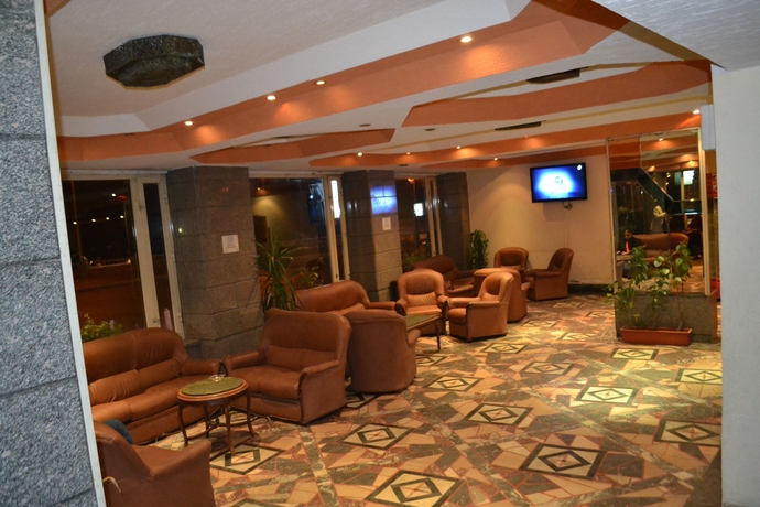 Imagen de los interiores del Hotel Trio Kaoud Sporting. Foto 18