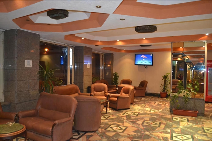 Imagen de los interiores del Hotel Trio Kaoud Sporting. Foto 19