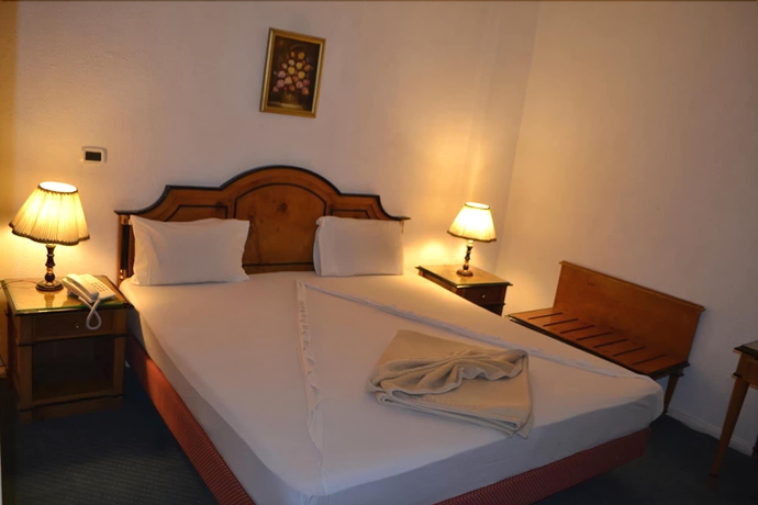 Imagen de la habitación del Hotel Trio Kaoud Sporting. Foto 10