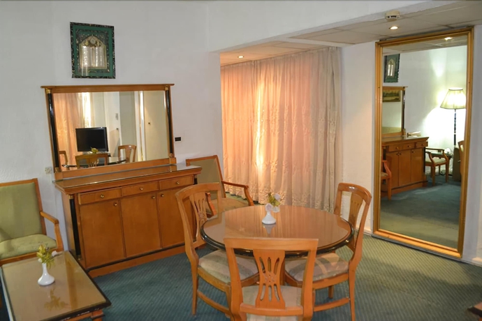 Imagen de la habitación del Hotel Trio Kaoud Sporting. Foto 11