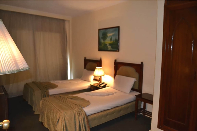 Imagen de la habitación del Hotel Trio Kaoud Sporting. Foto 13
