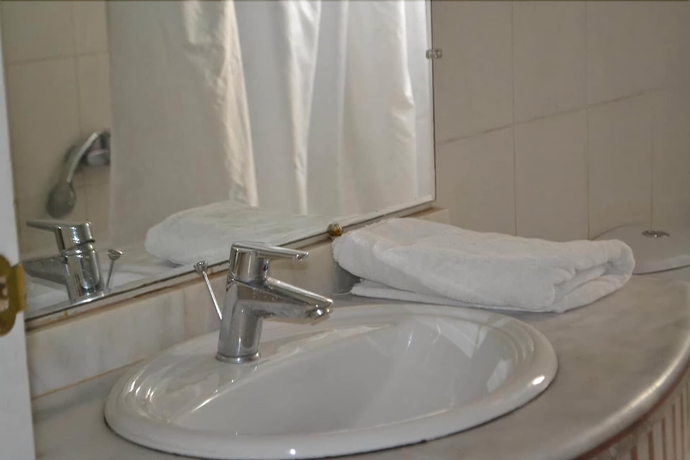 Imagen de la habitación del Hotel Trio Kaoud Sporting. Foto 16
