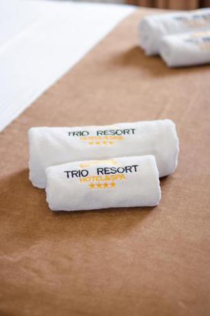 Imagen de la habitación del Hotel Trio Resort. Foto 18