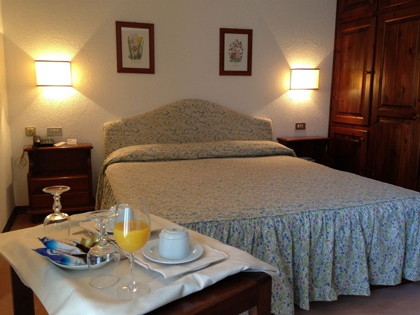 Imagen de la habitación del Hotel Triolet. Foto 4