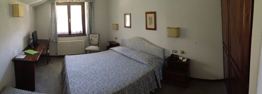 Imagen de la habitación del Hotel Triolet. Foto 7