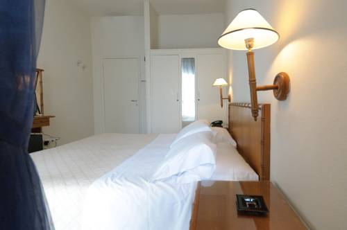 Imagen de la habitación del Hotel Trionfal. Foto 11