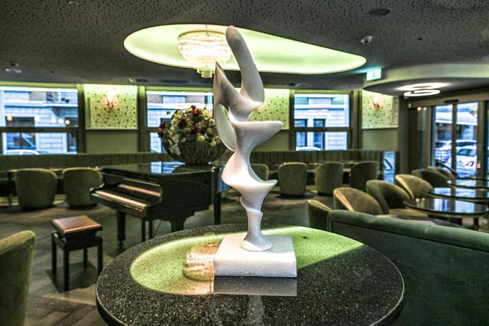 Imagen de los interiores del Hotel Trip Inn Bermuda Zurich. Foto 20