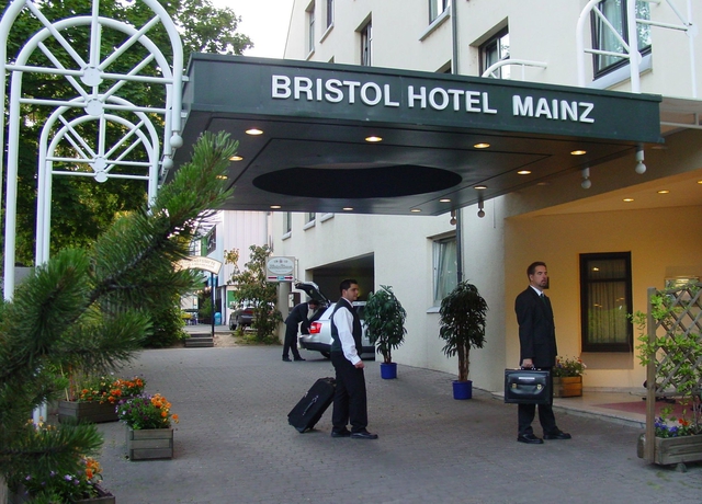 Imagen general del Hotel Trip Inn Bristol. Foto 4