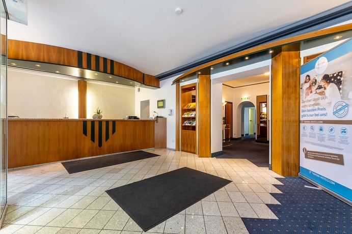 Imagen de los interiores del Hotel Trip Inn Esplanade. Foto 16