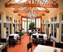 Imagen de los interiores del Hotel Trip Inn Kongresshotel Rodgau. Foto 5